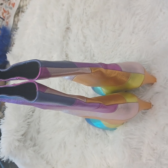 Kurt Geiger Kensington Rainbow Pride Leather Pull On Boots NEW EU 37 - Picture 9 of 13